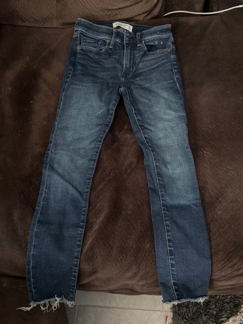 Women’s Abercrombie and fitch 23 000  Dark Blue Slim Fit Jeans